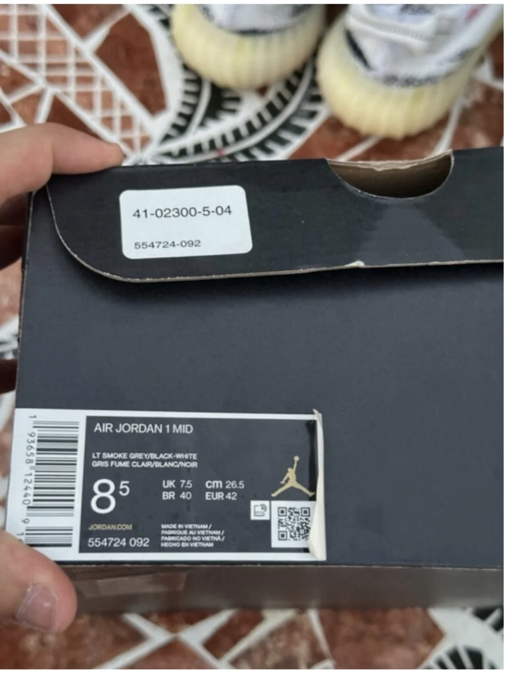 Air Jordan 1 Mid Light Smoke Grey Black White 554724-092 Size 8.5 Men’s NWT New